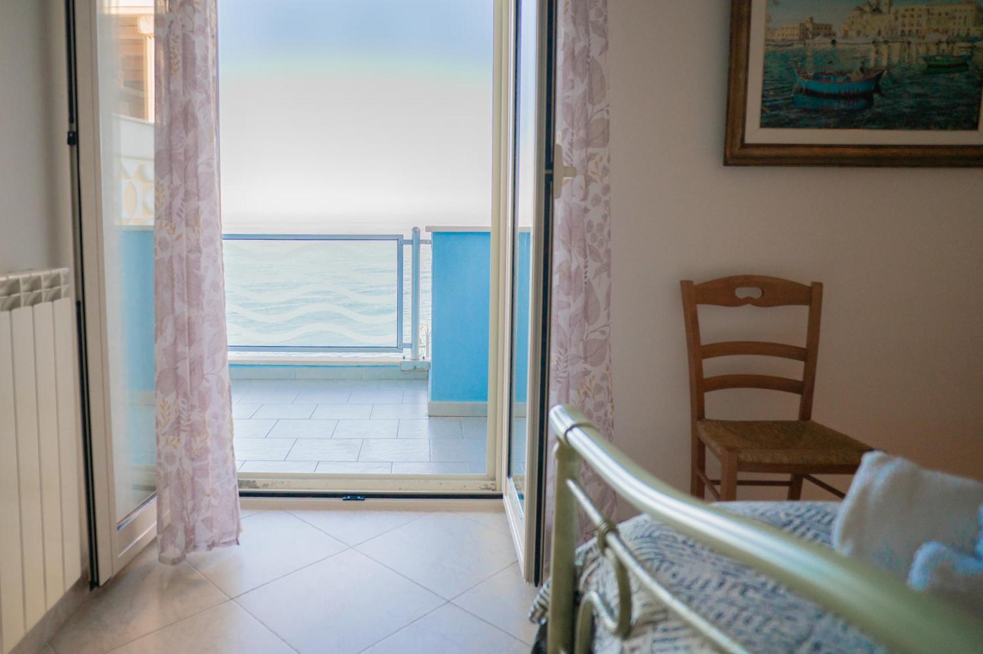 Ferienwohnung Milu'Seaview Ampia Casa Vista Mare Giovinazzo Exterior foto