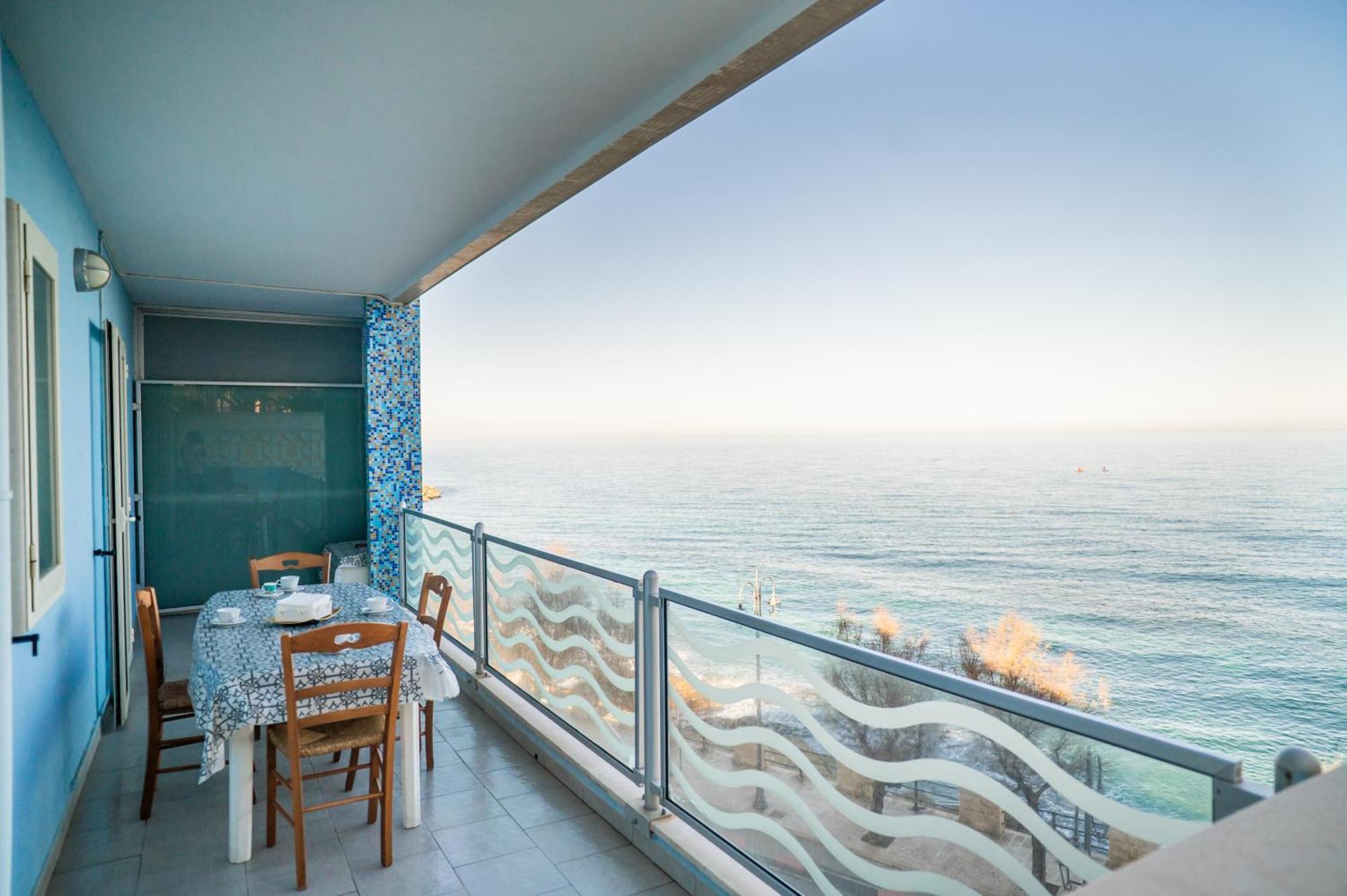 Ferienwohnung Milu'Seaview Ampia Casa Vista Mare Giovinazzo Exterior foto